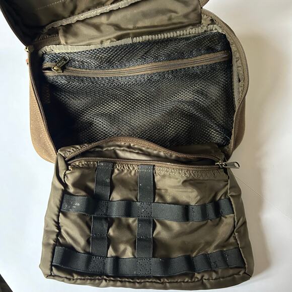 Cabela's Vintage Olive Green Canvas Small Bag Carrying Case Hunting Travel - Picture 8 of 9